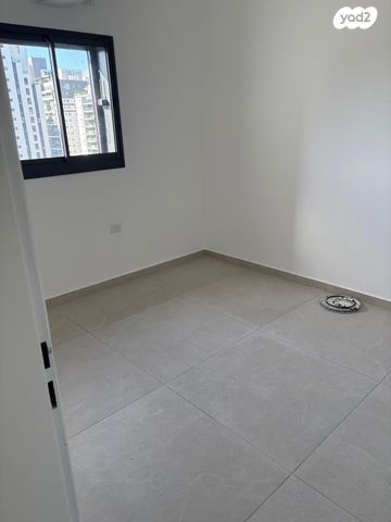 דירה, יצחק ויטנברג 2, פסגת הדר / נווה עוז הירוקה, פתח תקווה