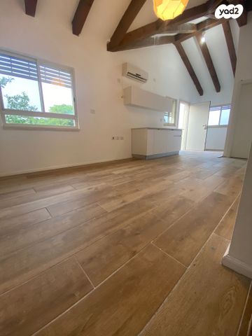 דירה, שדמות דבורה, שדמות דבורה, שדמות דבורה