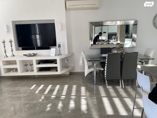 דירה, שדרות בנימין 50, מרכז העיר דרום, נתניה