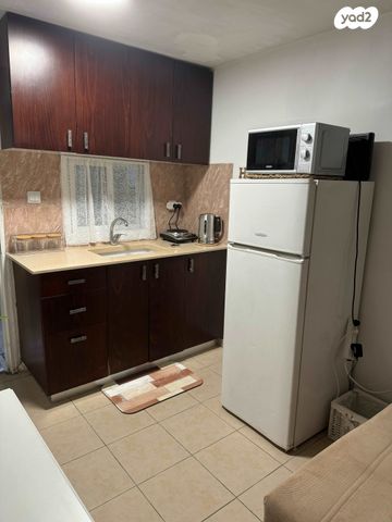 דירה, יעקב קרול 9, נווה גן, פתח תקווה