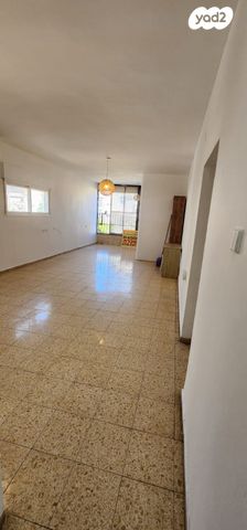 דירה, הגיבורים 37, מרכז העיר, חדרה