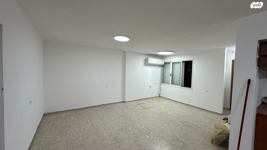 דירה, ביאליק 54, בן גוריון, אשקלון