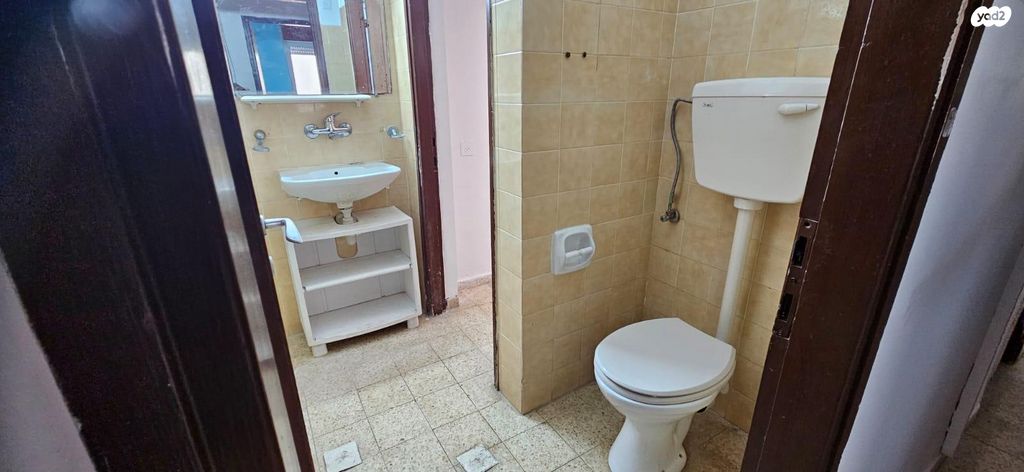 דירה, דרך הציונות 26, רובע ג', אריאל