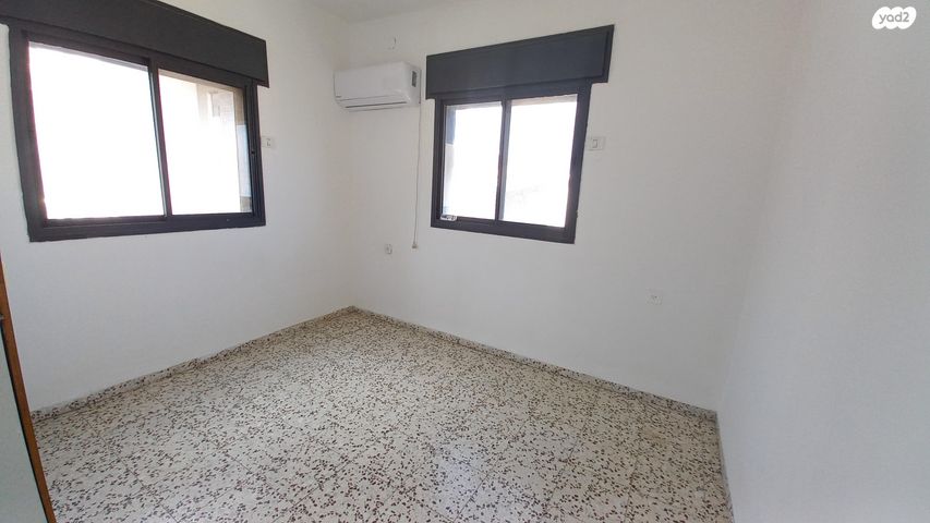 דירה, השופטים 21, אחוזת כנרת, טבריה