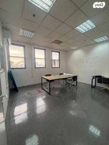 מבני תעשיה, הסדנה 3, אזור תעשיה א, חולון