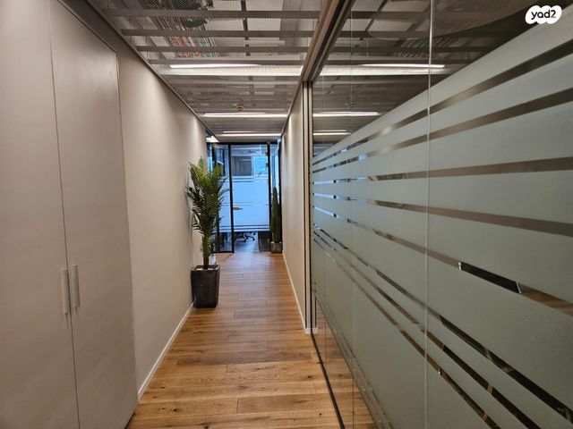 משרדים, בר כוכבא 4, אזור תעשיה צפון, בני ברק