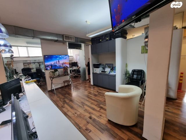 משרדים, צבי 12, שכונת הראשונים, רמת גן