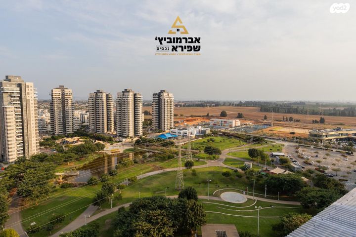 גג/ פנטהאוז, שניר, חדרה