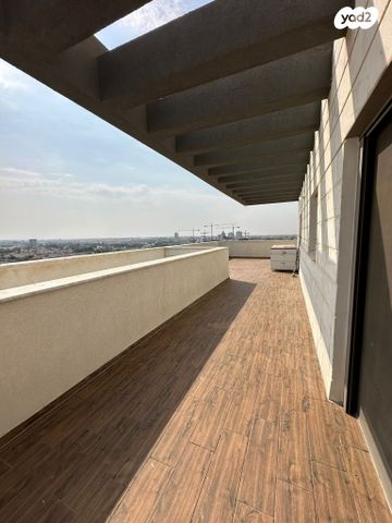 גג/ פנטהאוז, נופך 36, קרית גת