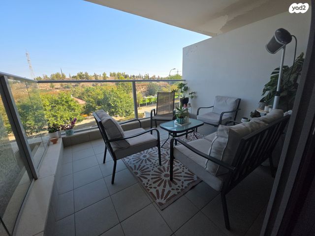 דירת גן, ניסן 67, הכרמים, מודיעין מכבים רעות