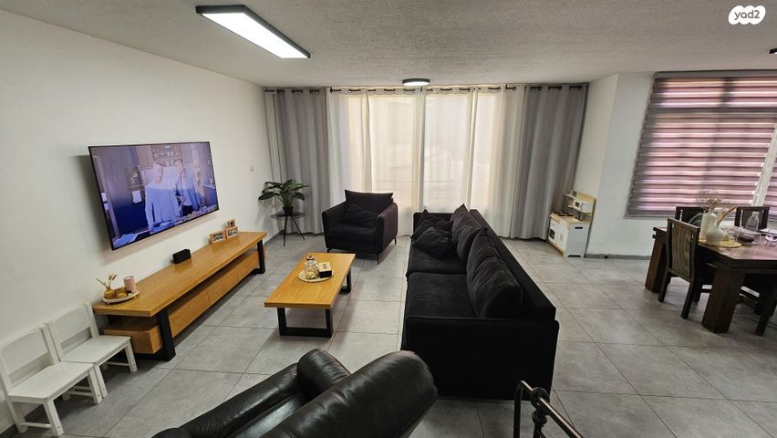 דירה, שמעון דהאן, טבריה