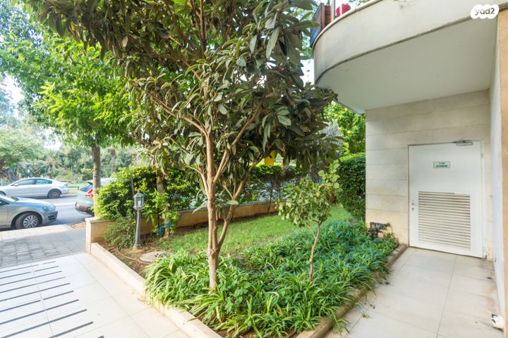 דירה, הרב קוסובסקי, בבלי, תל אביב יפו