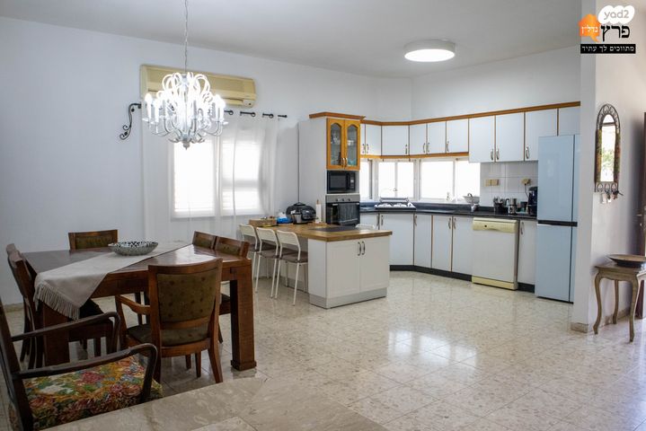 בית פרטי/ קוטג', פרדס חנה כרכור