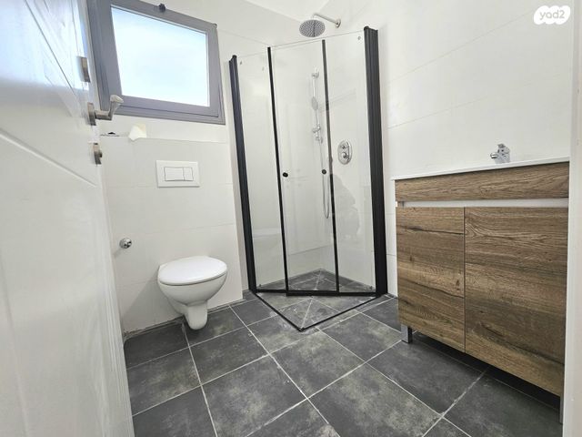 גג/ פנטהאוז, שדרות הרב לוין 5, גני מרום, רמת גן