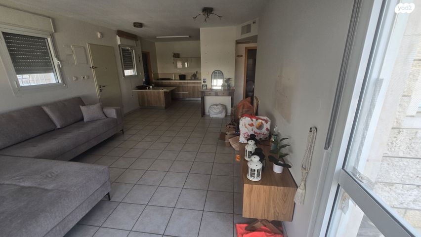 דירה, ישעיהו הנביא, הנביאים, מודיעין מכבים רעות