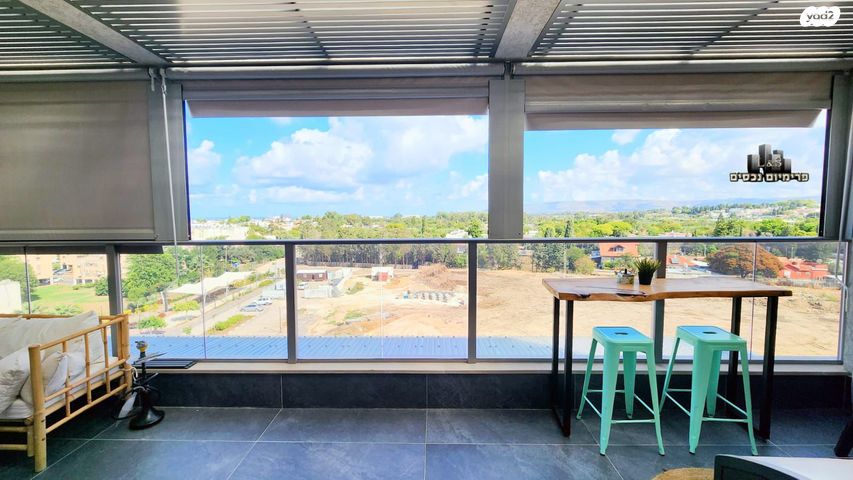 גג/ פנטהאוז, הנשיא, שמעון פרס/ האצטדיון, נהריה