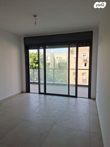 דירה, הר מירון, נווה ישראל, הרצליה