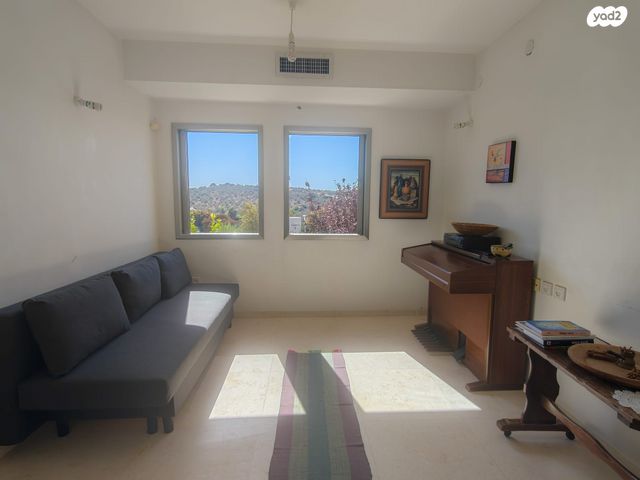 בית פרטי/ קוטג', אלקנה