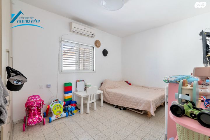 דירה, הצבעוני, נאות אשכול, יבנה