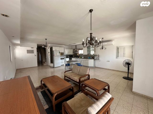 גג/ פנטהאוז, רוטשילד 116, המרכז השקט / מרכז העיר, פתח תקווה