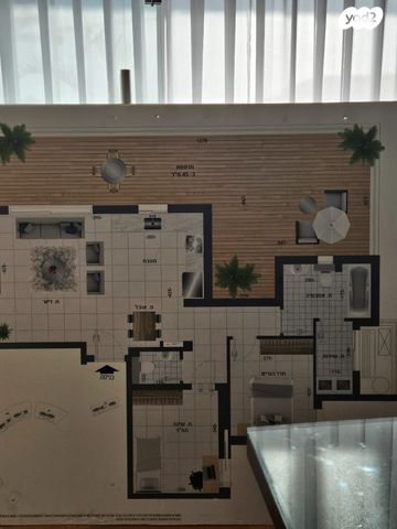 גג/ פנטהאוז, יהדות אוקראינה 1, רמת יורם, נתיבות