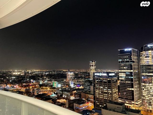 דופלקס, גרציאני יצחק, גני שרונה, קרית הממשלה, תל אביב יפו