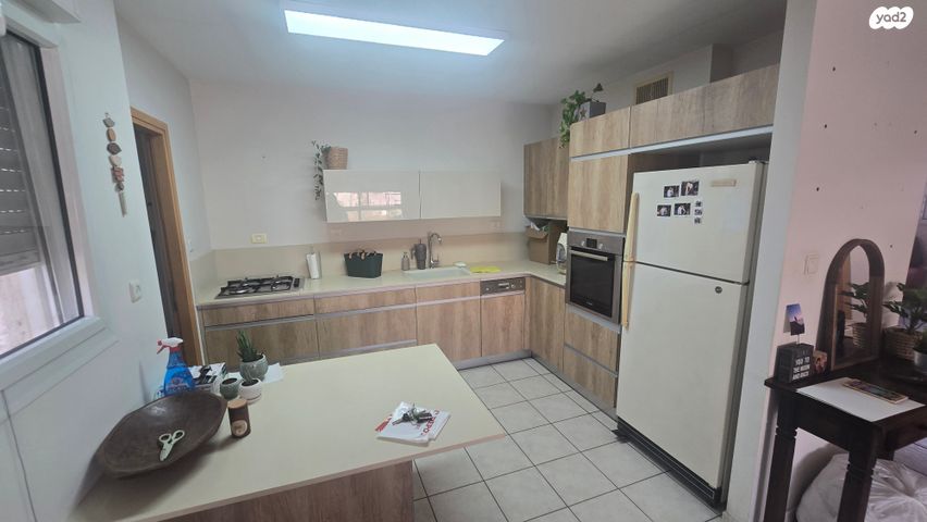 דירה, ישעיהו הנביא, הנביאים, מודיעין מכבים רעות