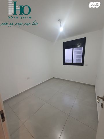 דירה, הכרמל, נאות שז"ר, יבנה