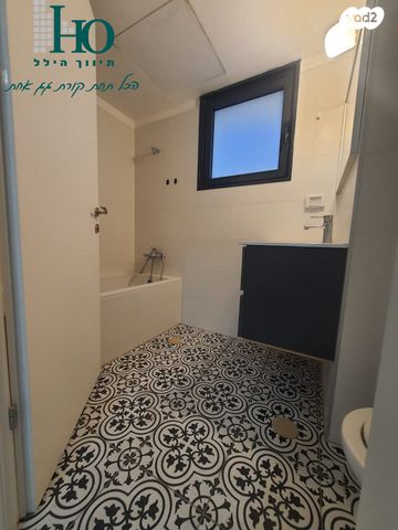 דירה, הכרמל, נאות שז"ר, יבנה