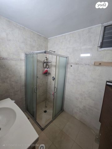 גג/ פנטהאוז, רחבת הר הצופים, גליקסון, קרית גת