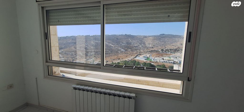 גג/ פנטהאוז, הרב אריה בינה, חומת שמואל, הר חומה, ירושלים