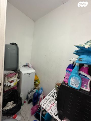 דירה, מרדכי בר מוחא, נשר