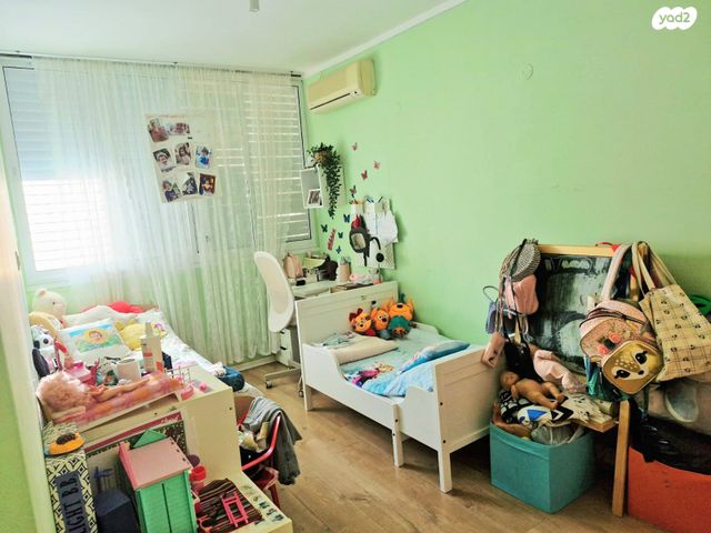 דירה, עולי הגרדום, רמז, מערב ותיק, ראשון לציון