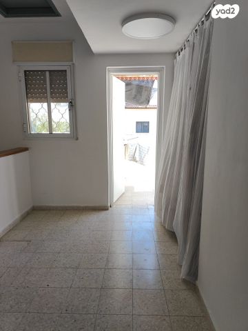 בית פרטי/ קוטג', פרדס חנה כרכור