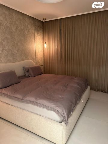 גג/ פנטהאוז, שיכון ההסתדרות, בני ברק