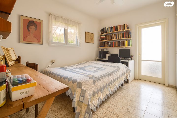 דירה, יהודה גור 12, א' / צפון מזרח העיר, רחובות