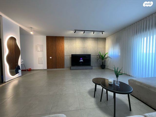 דירה, עפרה חזה 15, משכנות האומנים, קרית מוצקין