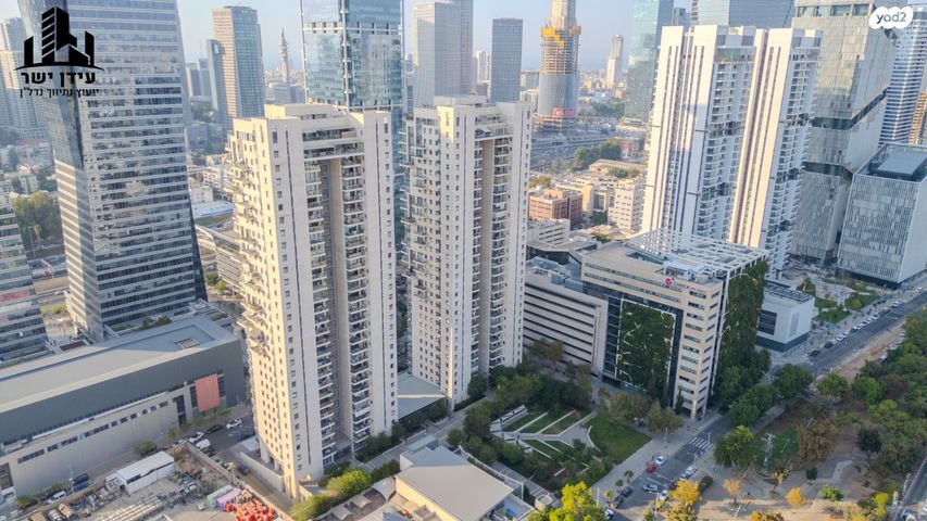 דירה, שדרות ההשכלה 17, ביצרון ורמת ישראל, תל אביב יפו