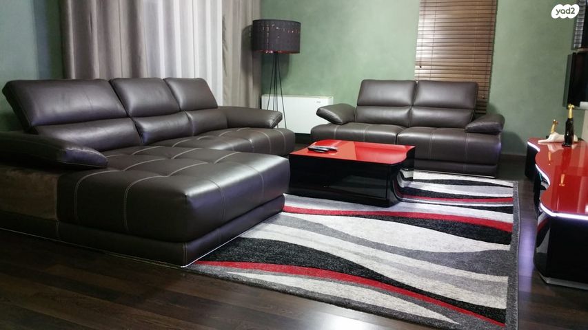 דו משפחתי, כרכום 20, יצחק רבין, מעלות תרשיחא