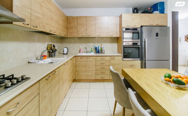 מיכל לייב כץ 