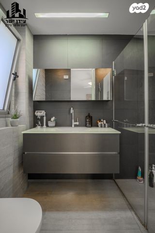 דירה, שדרות ההשכלה 17, ביצרון ורמת ישראל, תל אביב יפו