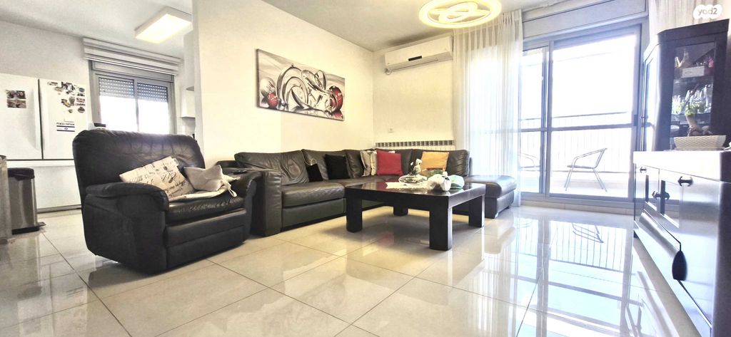 בית פרטי/ קוטג', אורי בן ארי, פסגת זאב, ירושלים