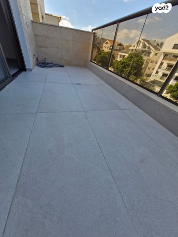 דירה, וייצמן, עיר, מרכז העיר, נהריה