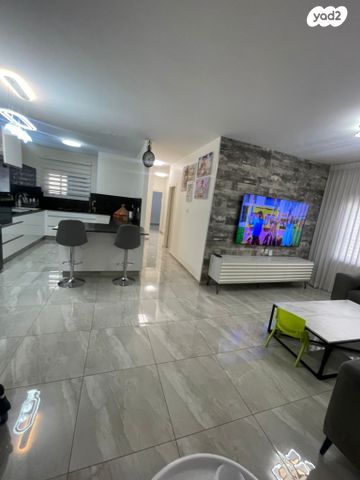 דירה, קרית מלאכי