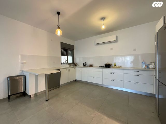 דירה, עפרה חזה 15, משכנות האומנים, קרית מוצקין