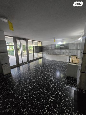 דירה, הנרייטה סולד 115, גבעת הזיתים, פסגת לוד, לוד