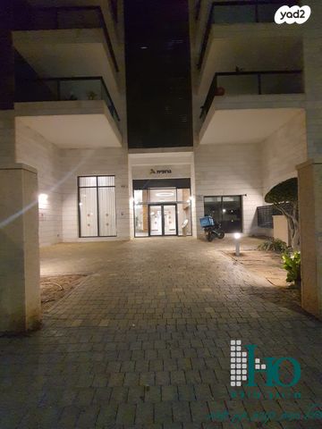 דירה, הכרמל, נאות שז"ר, יבנה