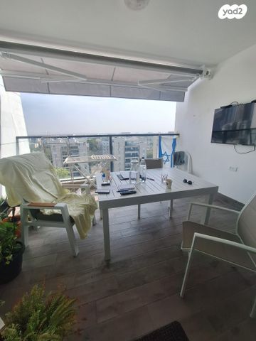 דירה, הראשונים, רובע א', אשדוד