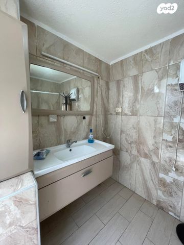 דירה, דרך יד לבנים 33, נווה פז, חיפה