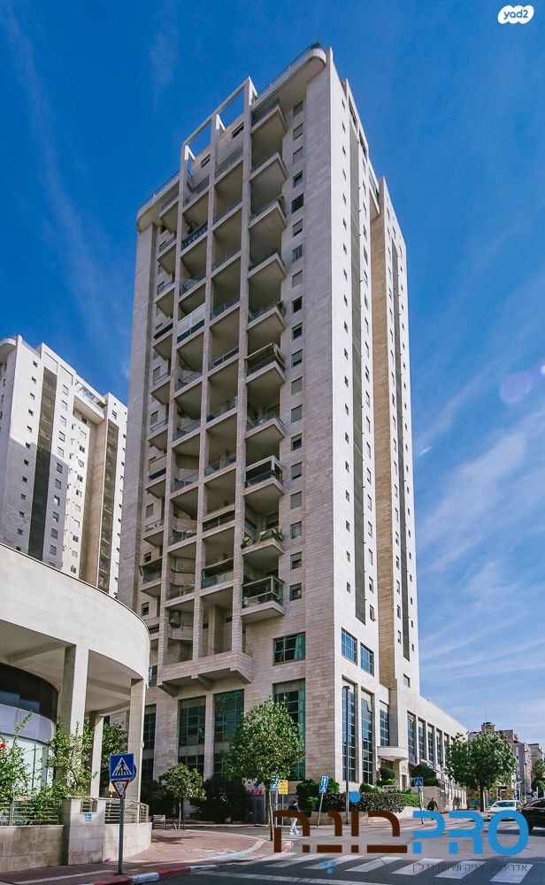 דירה, עין הקורא, אברמוביץ', ראשון לציון